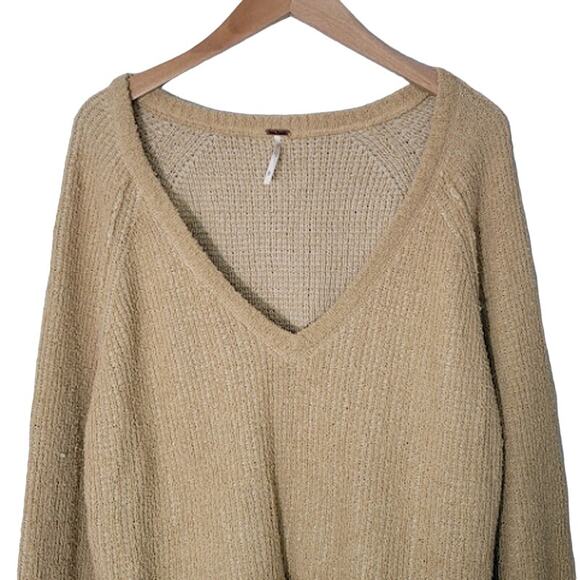 Free People- Camel Cotton V Neck Cropped Sweater- Size Large - Picture 4 of 11